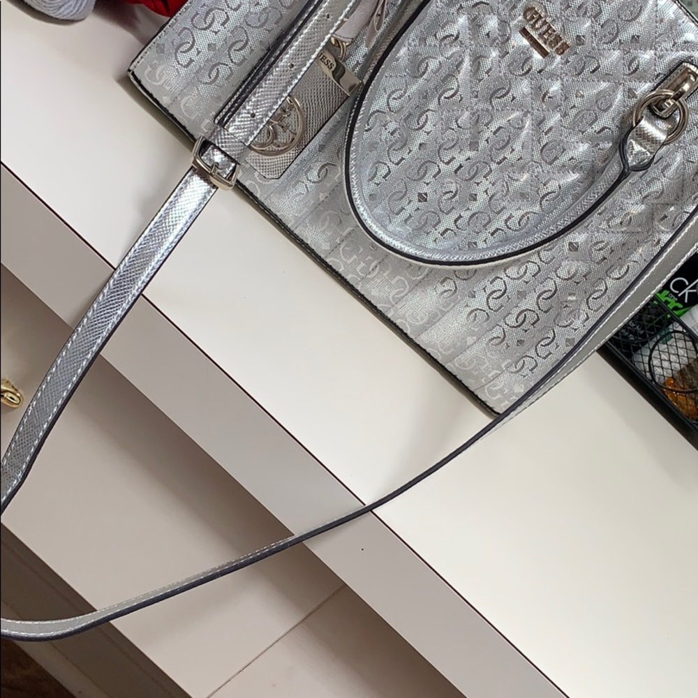 Handbag - Picture 4 of 4